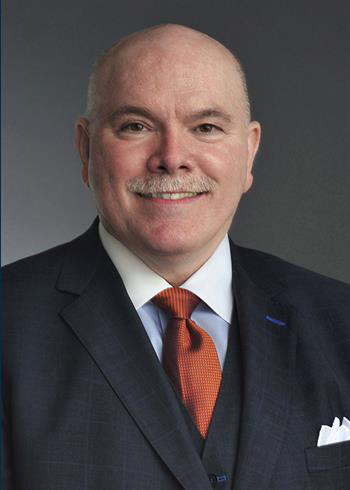 Andrew Richardson headshot