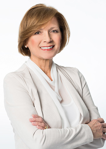 Doris Willmer headshot