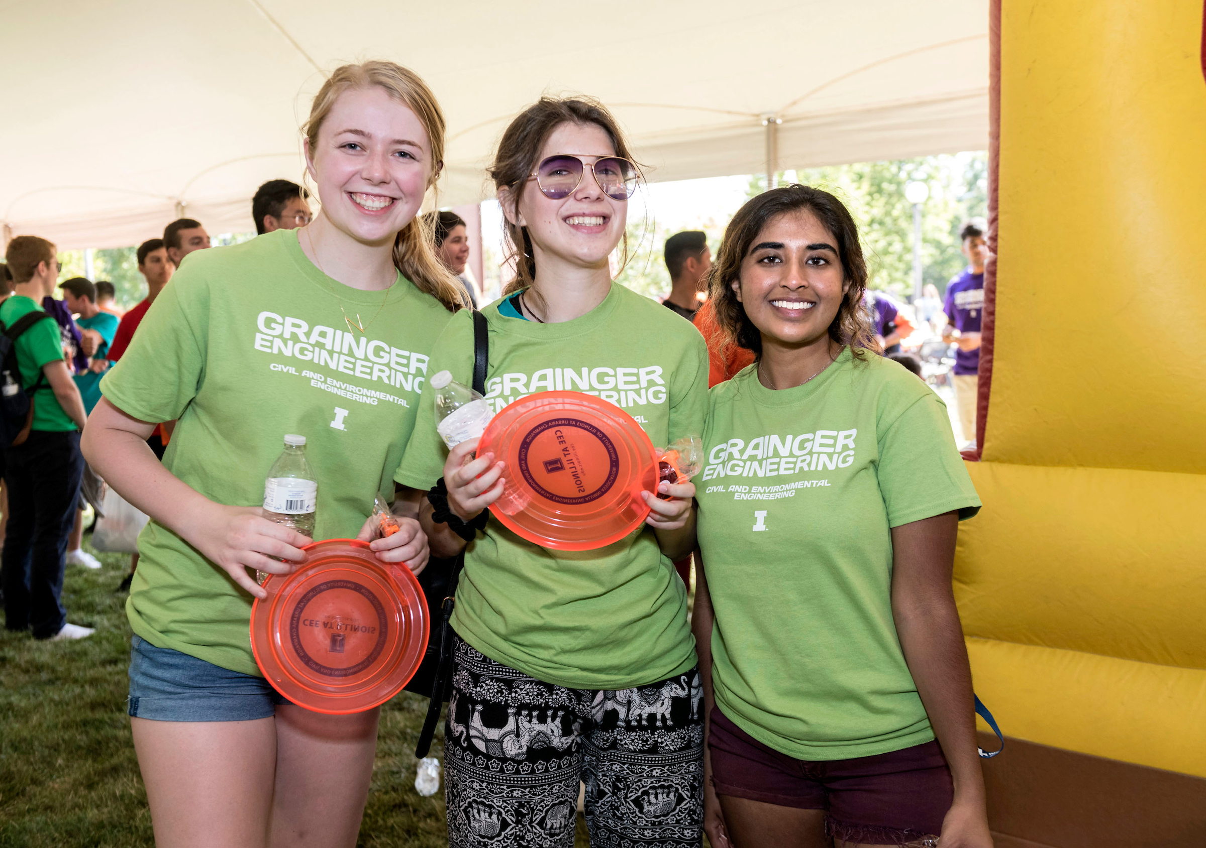 New Civil and Environmental Engineering students at the Grainger College Launch! event on the south quad.