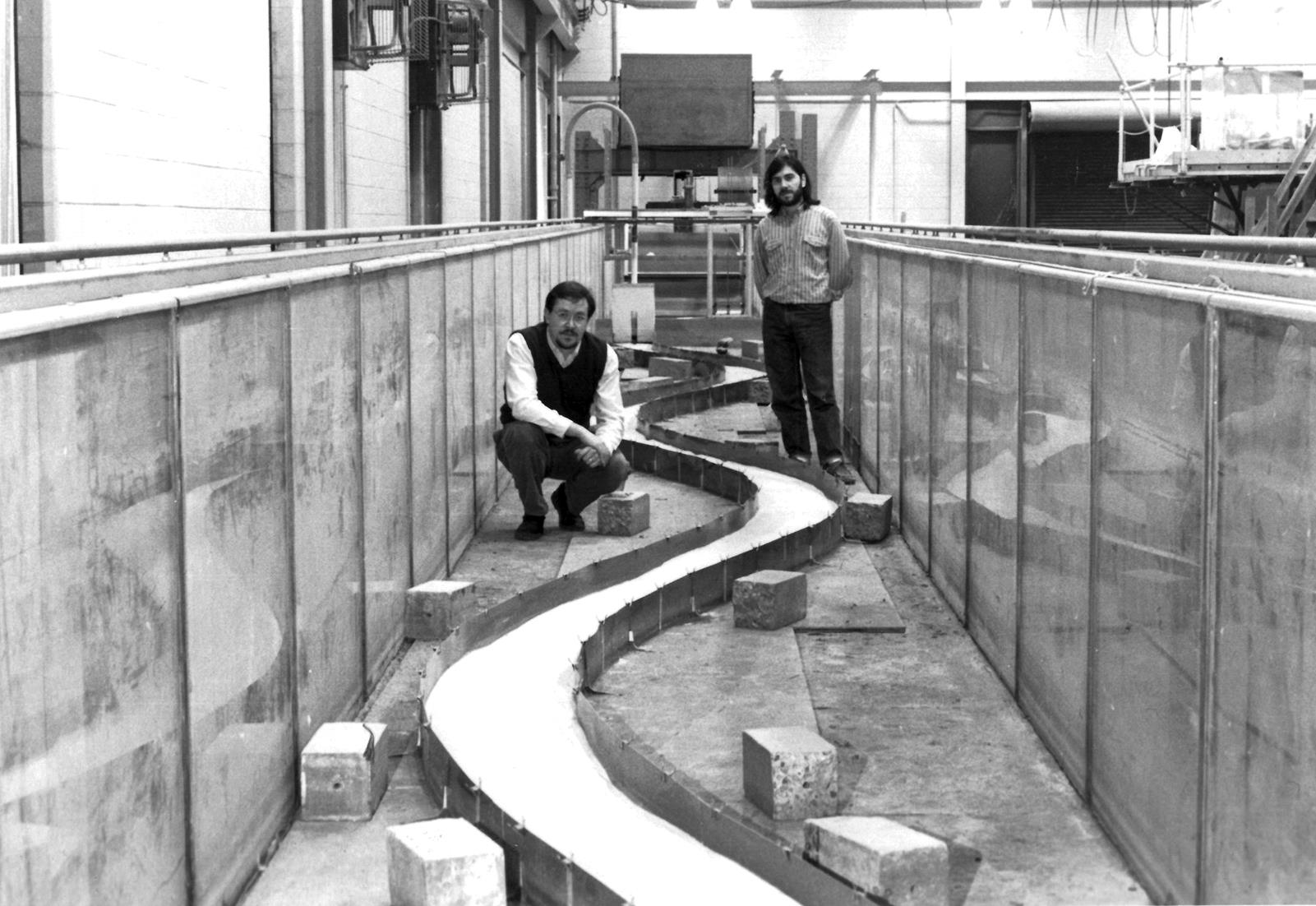 Garcia and his very first Ph.D. student, Yarko Ni&amp;amp;amp;amp;ntilde;o (MS 92, PhD 95), in 1991 stand in a model they built of a meandering stream for Garcia&amp;amp;amp;amp;rsquo;s first research project in the UIUC Hydrosystems Lab.